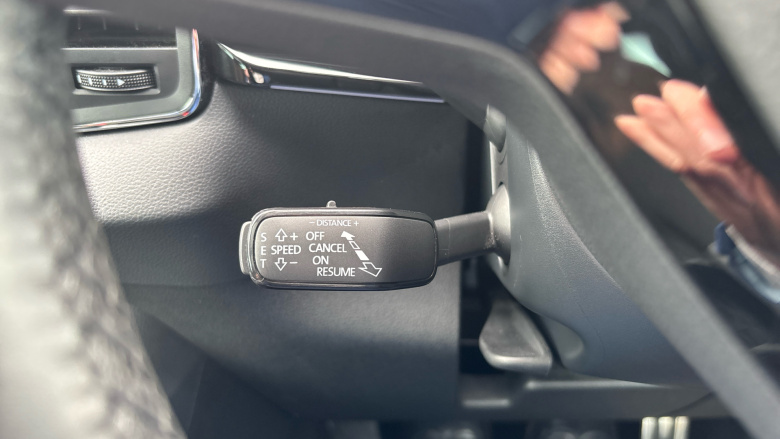 Skoda Karoq 2.0 TDI Scout 4x4 5dr Diesel Estate